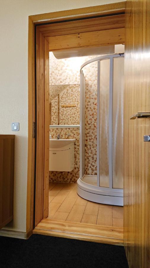 Riga City Center Quiet Apartment With Free Private Parking Екстер'єр фото