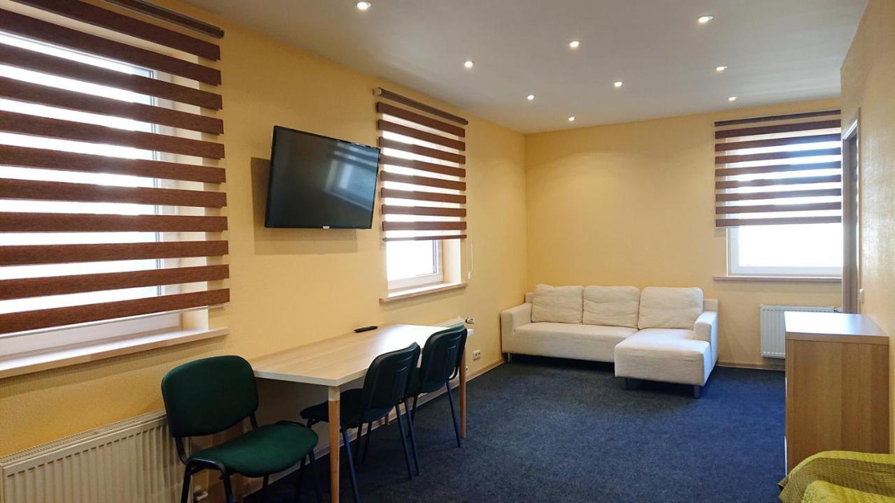 Riga City Center Quiet Apartment With Free Private Parking Екстер'єр фото